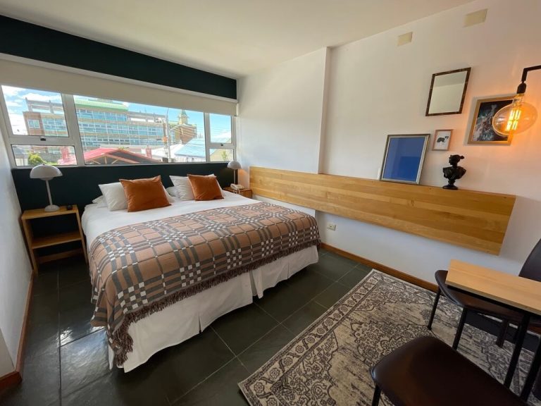 standard-room-rouble-bed